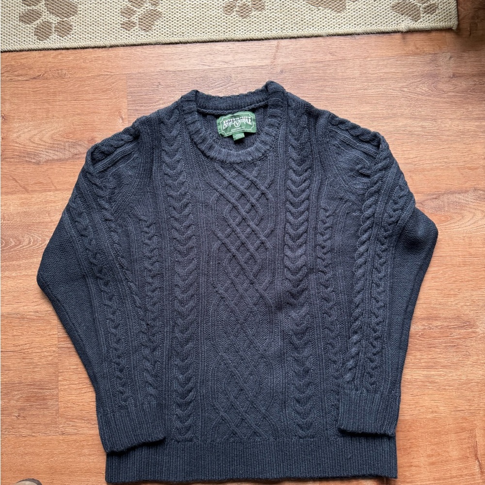 American Eagle Outfitters Men's Black Cable-Knit Crewneck Sweater